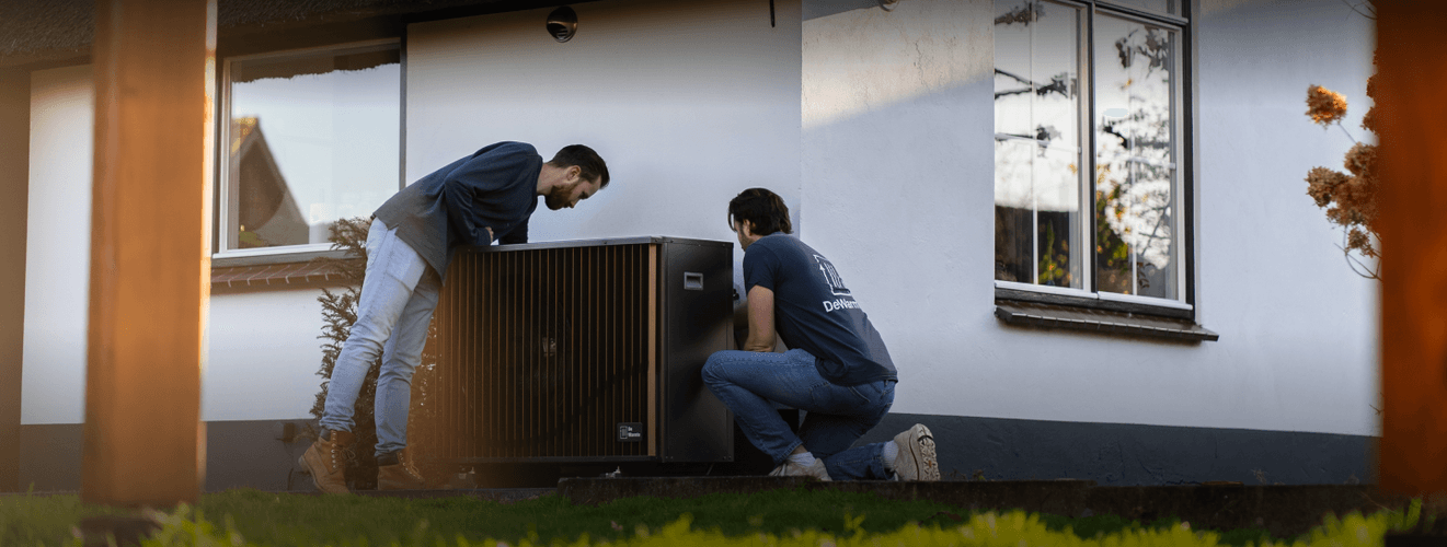 Banner van de geïnstalleerde Pomp-AO, verzorgd door onze monteurs bij DeWarmte.